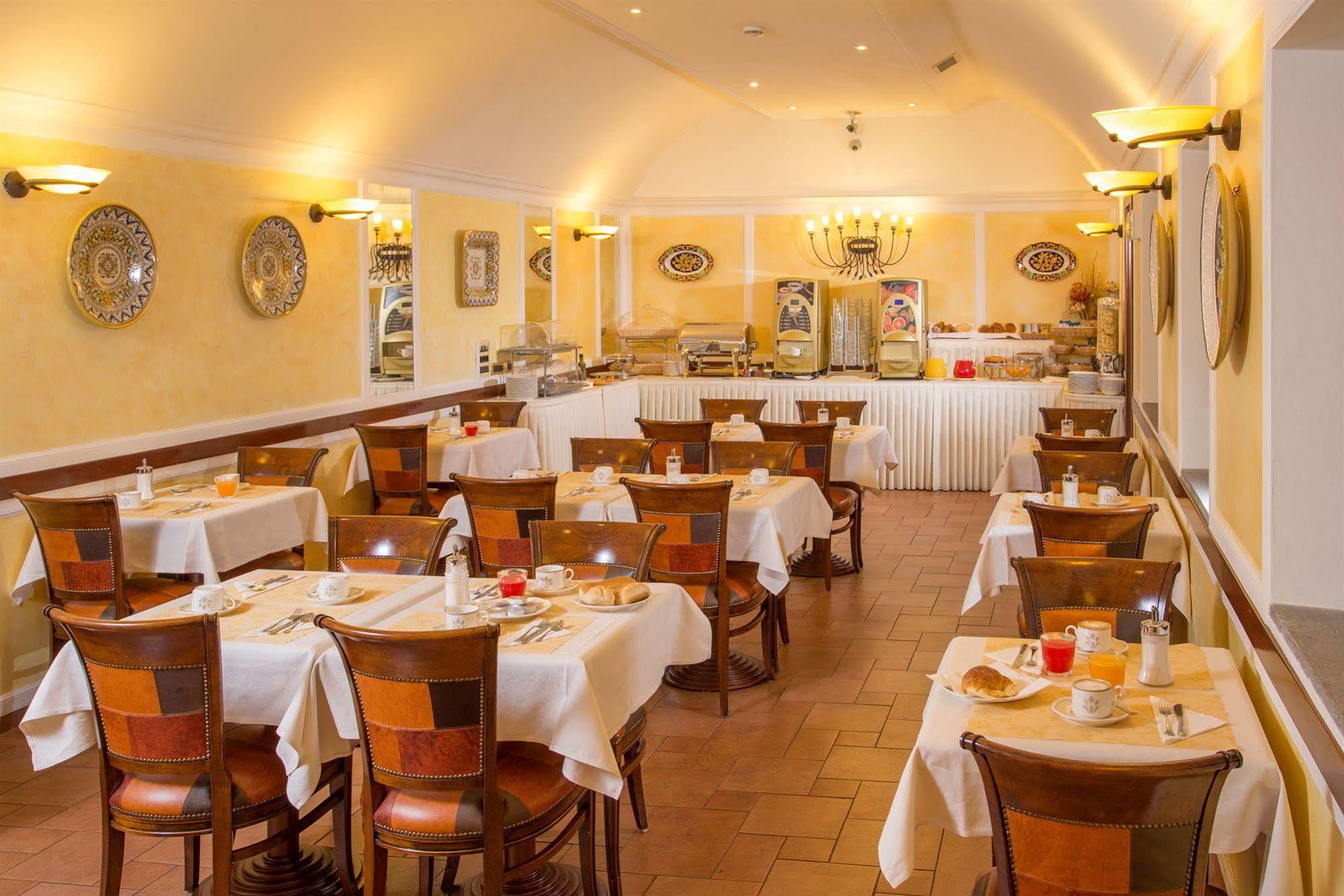 Hotel Ranieri Rome Bagian luar foto