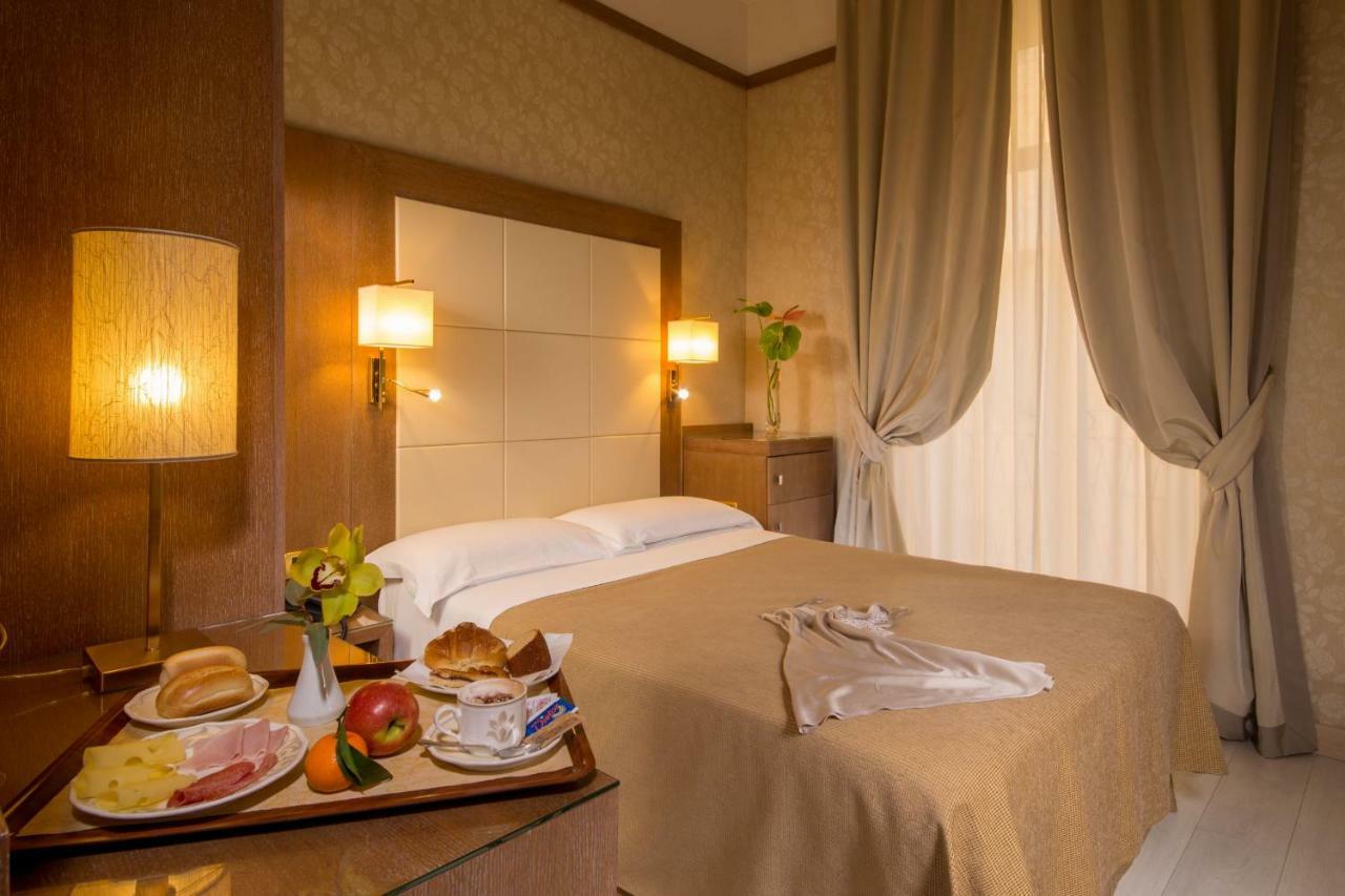 Hotel Ranieri Rome Bagian luar foto